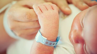 Yenidoğan bebeklerde bu refleksler önemli!