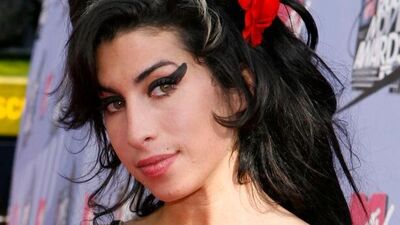 Amy Winehouse'un gelinliği çalındı!