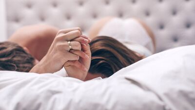 İşte kadınları çıldırtan seks pozisyonları!