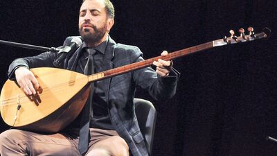 Büyük usta türkülerle anıldı!