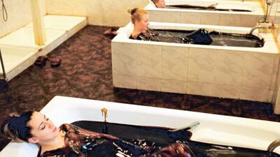 Bu da petrol banyosu!