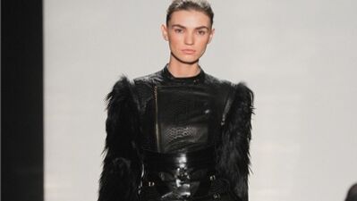 Hervé Léger by Max Azria 2012 Kış defilesi...