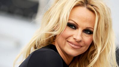 Lindsay gibi kara listede!