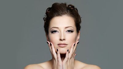 5 adımda parti makyajı!