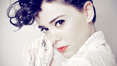 Duygu Yetiş: Dikiş de dikerim, afiş de yaparım