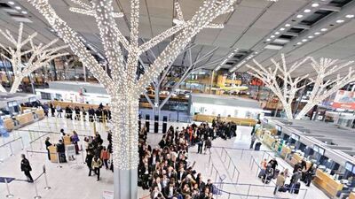 Öğrenciye uçakla Avrupa seyahati