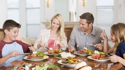Ailece sofraya oturmanın 7 önemi!