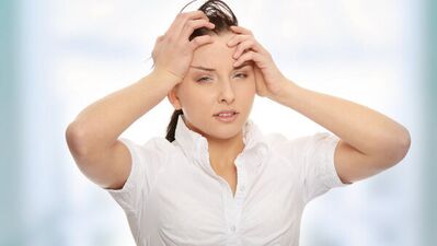 Tedavi edilmeyen sinüzit gözleri vurabilir!