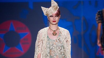 Anna Sui 2013 İlkbahar Yaz Koleksiyonu
