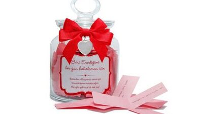 Aşkınıza özel hediyeler Luksbazaar.com'da...