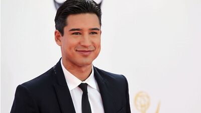 İddia uğruna donla koştu!