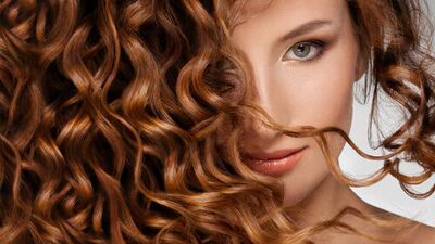 Kıvırcık saçlar için bakım önerileri!