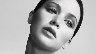 Her haliyle güzel...