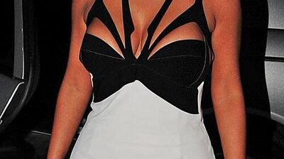 Vampir Kim kendi kanıyla güzelleşti!