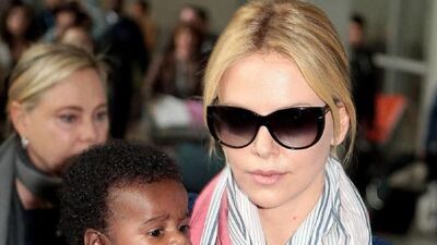 Çocuklu ve köpekli!