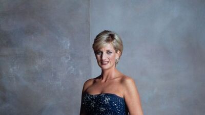 Diana'nın elbiseleri 2 milyona satıldı!