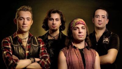 Transparan ilk albümü "B.A.K." ile geliyor!