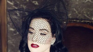 Önce tasarladı sonra tanıttı!