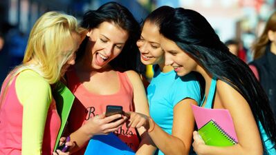 10 öğrenciden 9'u cep telefonu kullanıyor!