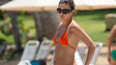 Umutsuz ev kadını göbeği!