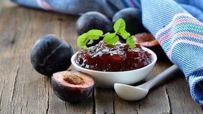 Ev yapımı mürdüm eriği reçeli