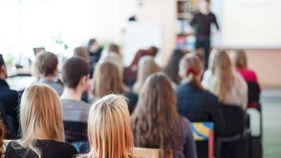 Sınav kaygısı çocukları olumsuz etkiliyor!