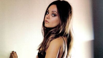 Tahtını bırakmadı!