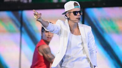 Pantolonuna uysun diye leopar kaplattı!