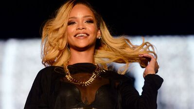 Balkonda çırılçıplak!