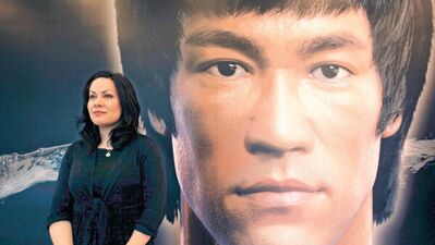 Efsane Bruce Lee sergilerle anılıyor