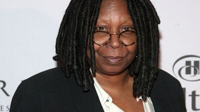 Aynada gördüğüm kadın ölmek üzereydi...