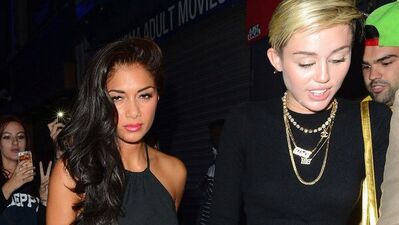 Ayrılık acısını birlikte atıyorlar