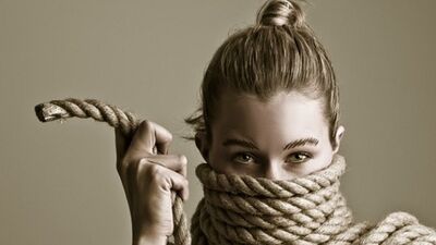 Bu Ülke'de kadın olmak aslında her zaman zordu!