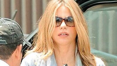 Sofıa da sarışın oldu!