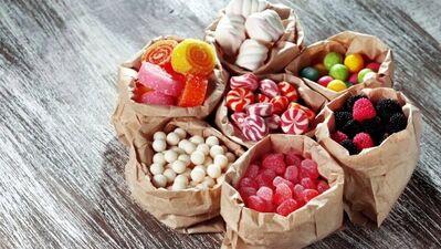 Satın aldığınız şeker ve çikolatalara dikkat edin!