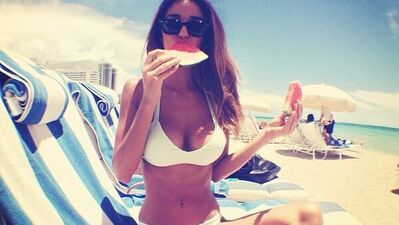 Ünlülerin Instagram fotoğrafları...