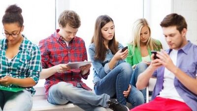 Telefonlarınızı bir kenara bırakın! İşte size yeni arkadaş bulabileceğiniz 7 yer...