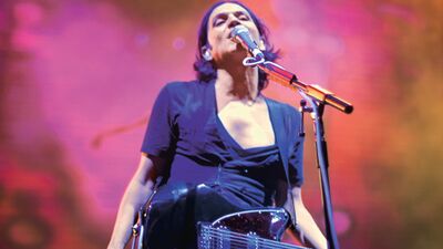 "Sert bir parti canavarı değilim"