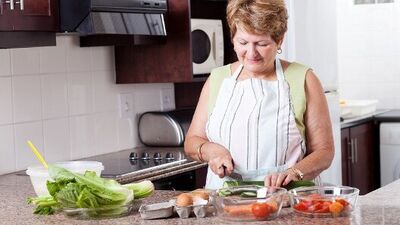 Yaşlılar için beslenme önerileri