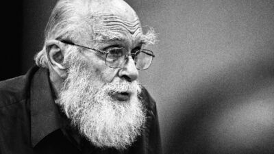 Delikanlı falcı arıyor!