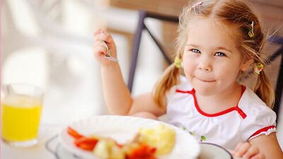 Çocuklar kahvaltı etmeden okula gitmesin...