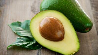 Tırnaklarınız avokadoyla güçlensin!