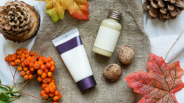 Yazın yıpranan cilt ve saçlara sonbahar bakımı