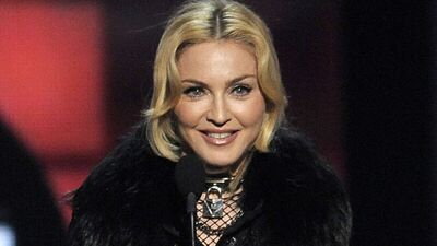 Yatakta bakın kimi hayal ediyor!