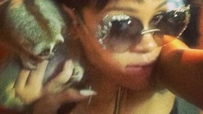 Rihanna seks kulübünde!