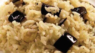 Patlıcanlı kolay pilav…