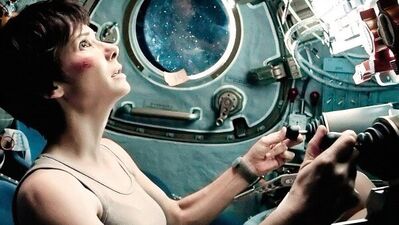 'Yerçekimi', üç haftadır zirvede