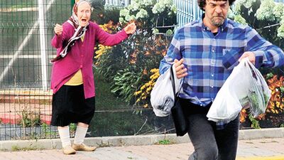 Beyazıt Öztürk kapkaç yaptı!