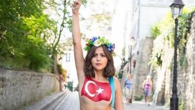 Kadın aktivist grup Femen'in Türkiye şubesi açıldı