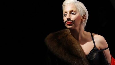 Lady Gaga yine ortalığı karıştırdı